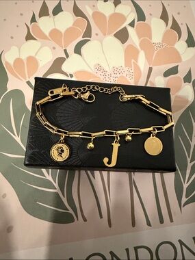 Non Tarnish Gold Letter J Charm Bracelet
